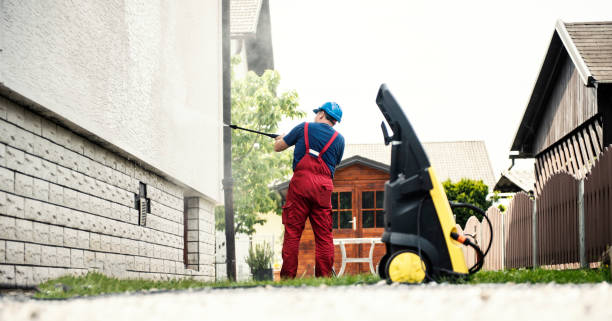 Best Pool Deck Cleaning  in Castle Dale, UT